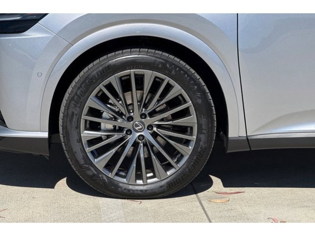 2026 Lexus RX 450h+ Luxury - Photo 12