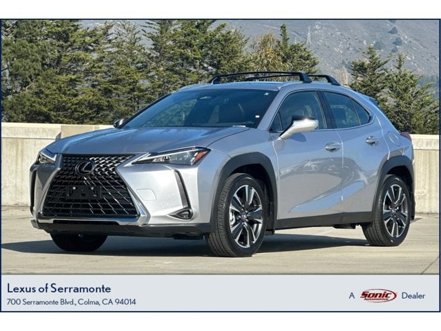2025 Lexus UX Hybrid 300h's photo