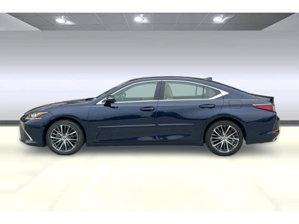 Used 2022 Lexus ES 350 Sedan