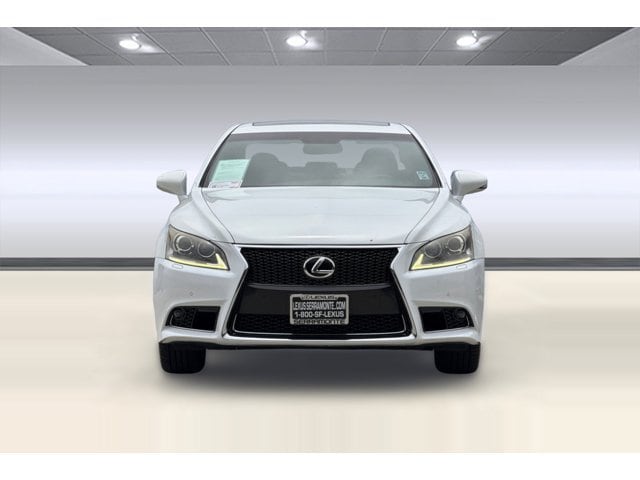 LS 460 Sedan