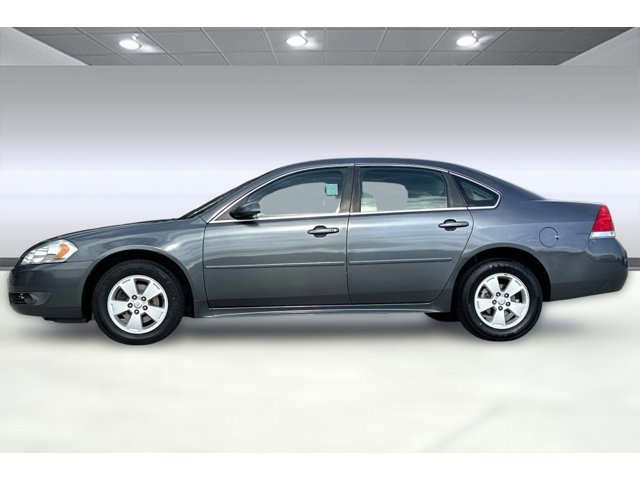 2011 Chevrolet Impala photo 2
