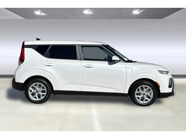 2022 Kia Soul LX photo 6