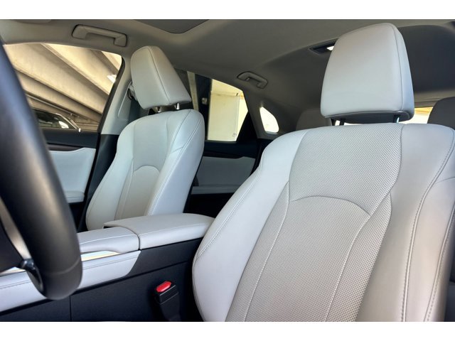 2021 LEXUS RX 350 photo 4