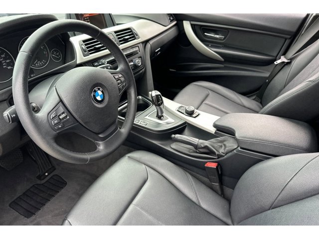 2015 Bmw 320i photo 4