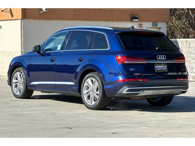2022 Audi Q7 55 Prestige photo 3