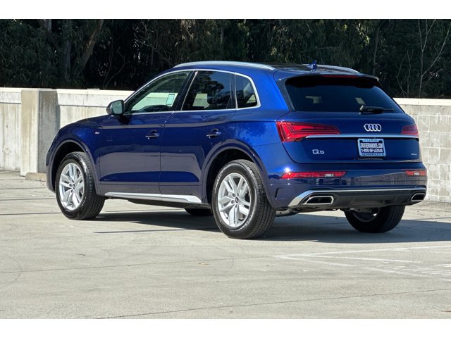 2022 Audi Q5 45 S line Premium photo 2