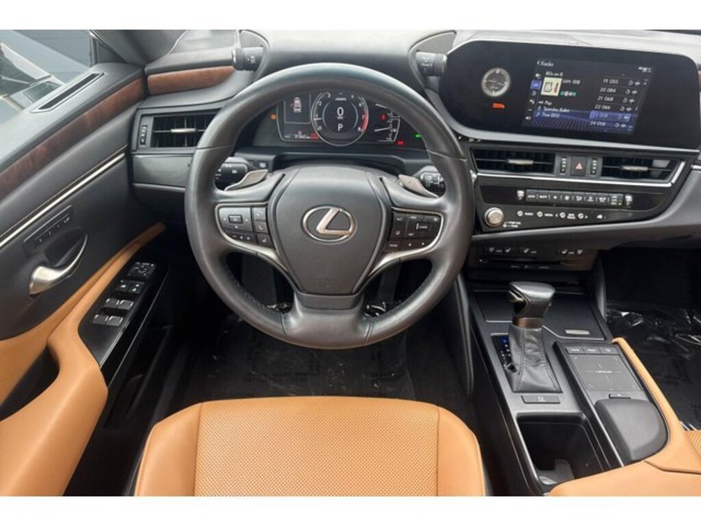 Used 2022 Lexus ES 350 Sedan