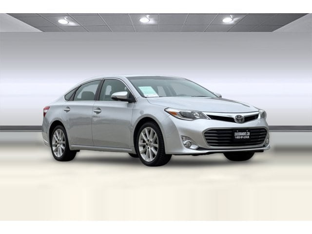 Avalon Limited Sedan