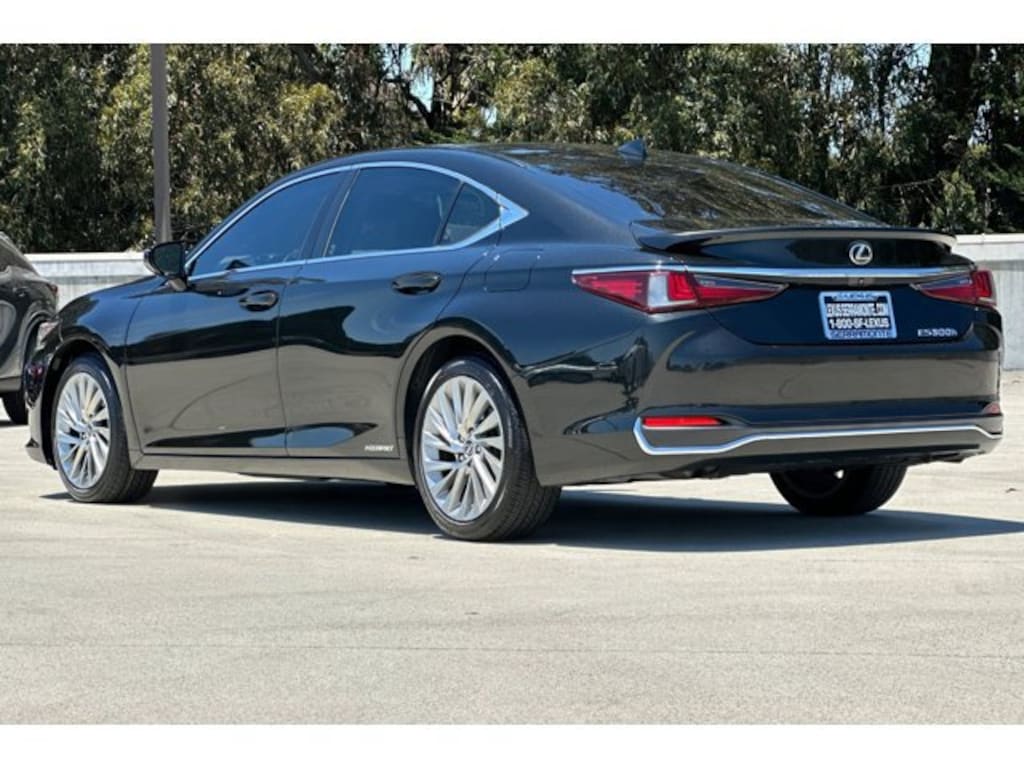 Used 2019 Lexus ES 300h Premium Sedan