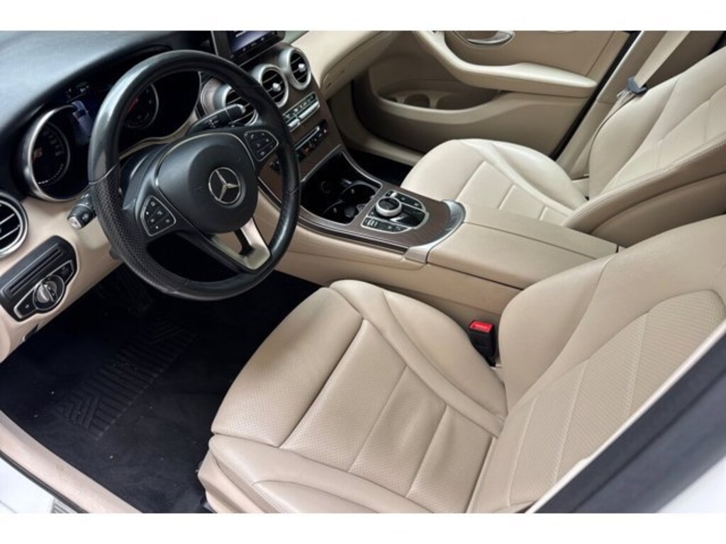 Used 2019 Mercedes-Benz GLC 350e 4MATIC SUV