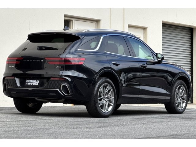 GV70 2.5T AWD SUV