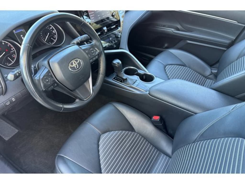 Used 2023 Toyota Camry SE Sedan