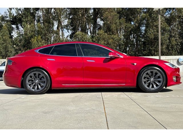 Model S Hatchback