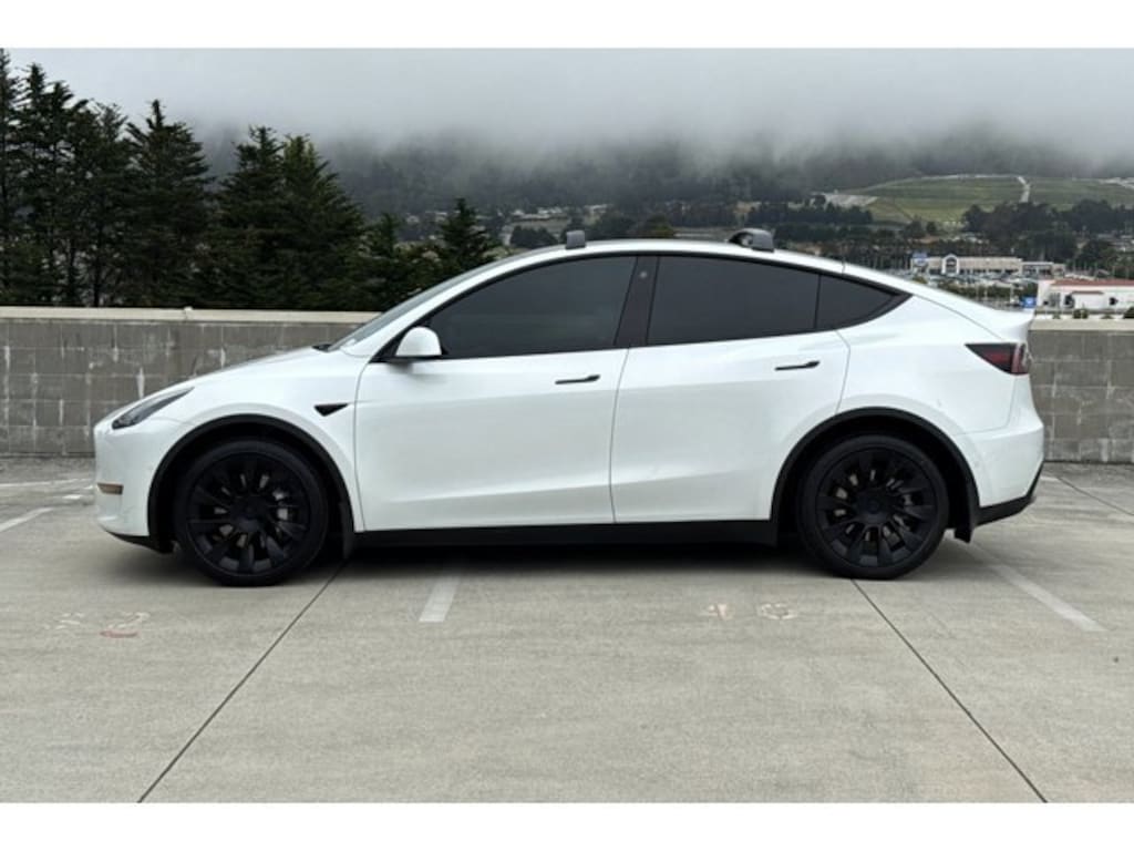 Used 2021 Tesla Model Y Long Range SUV