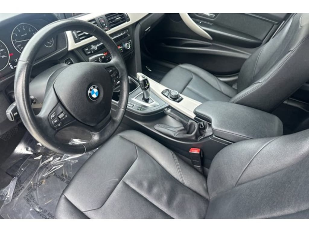 Used 2015 BMW 320i xDrive Sedan