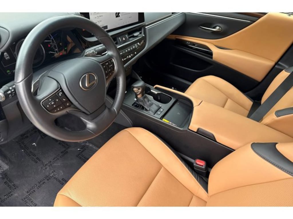 Certified 2025 Lexus ES 300h Base Sedan