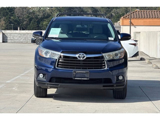 2015 Toyota Highlander LE V6 photo 5
