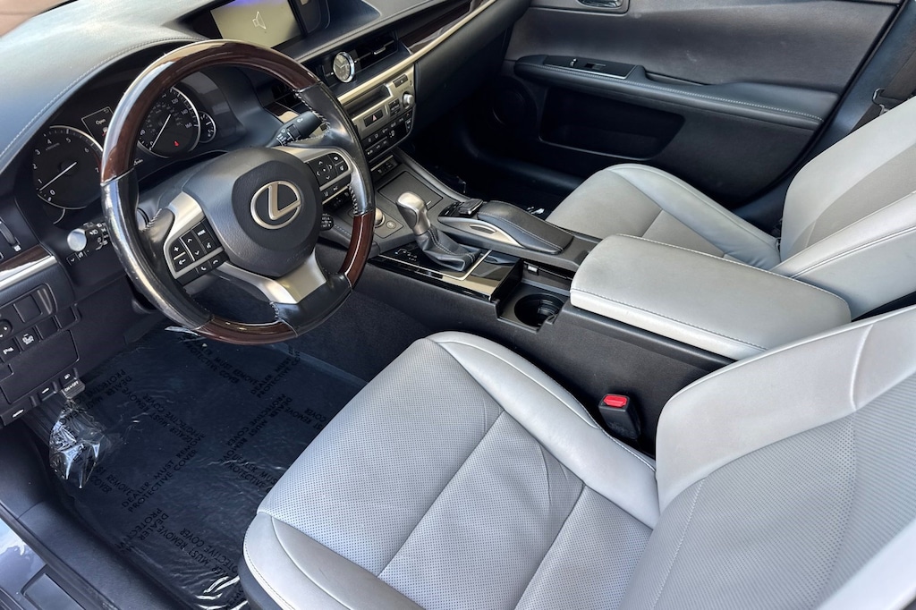 Used 2018 Lexus ES 350 Sedan