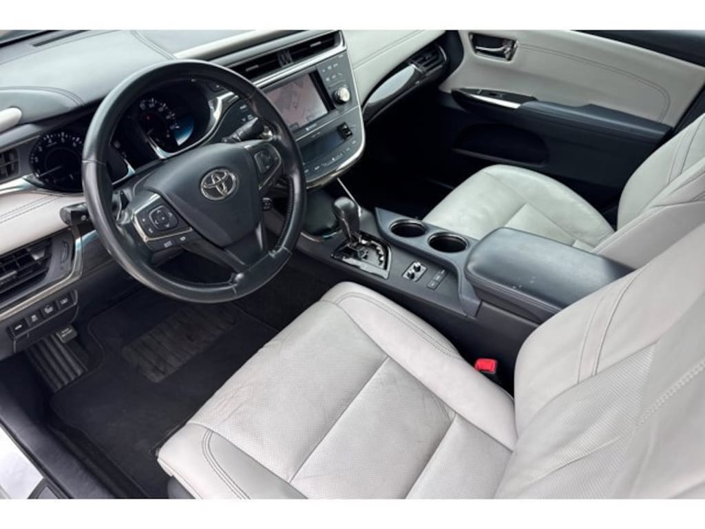 Used 2013 Toyota Avalon Limited Sedan