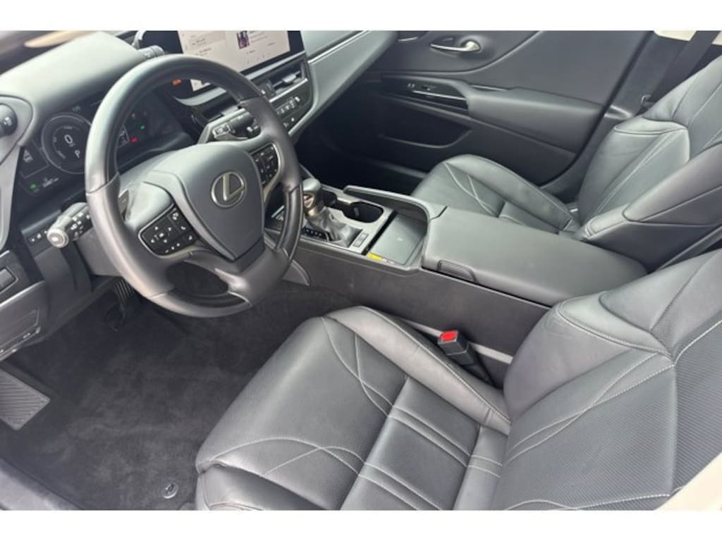 Used 2025 Lexus ES 300h Luxury Sedan