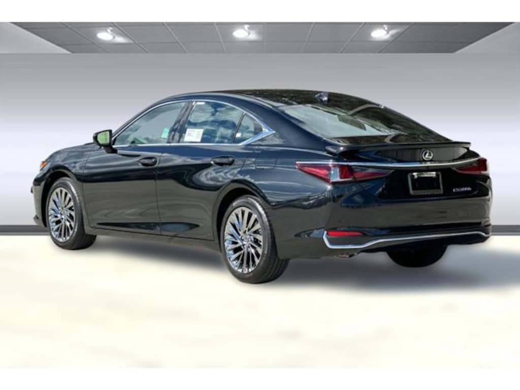 New 2025 Lexus ES HYBRID 300h LUXURY 4-DOOR SEDAN
