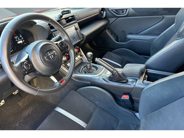 2022 Toyota GR86 Premium photo 4