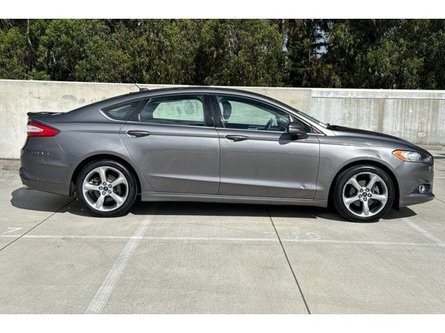 2014 Ford Fusion SE photo 6