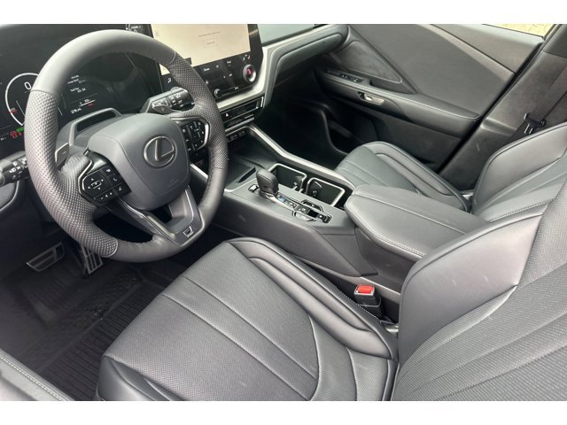 2026 Lexus TX 500h F SPORT Performance Premium photo 4