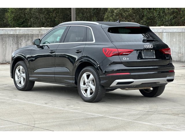 2020 Audi Q3 45 TFSI Premium photo 3