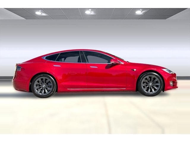 Model S Hatchback