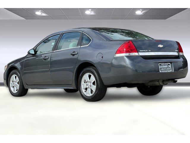 2011 Chevrolet Impala photo 3