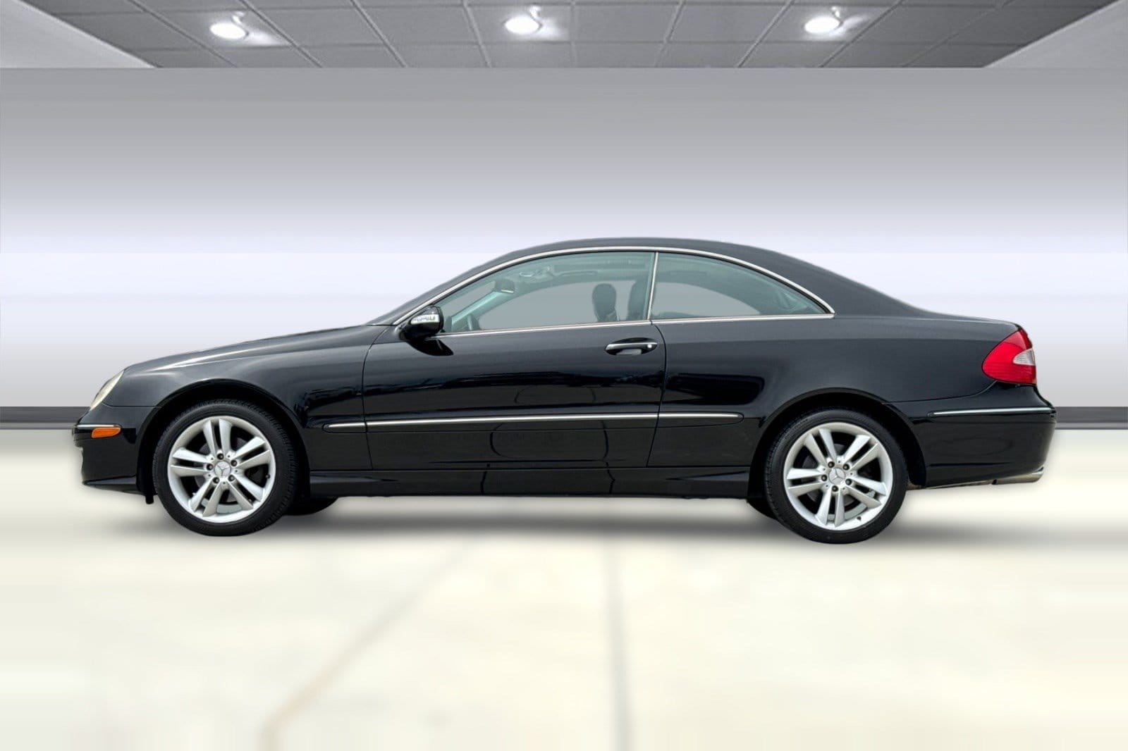 2007 Mercedes-Benz CLK-Class Base Coupe