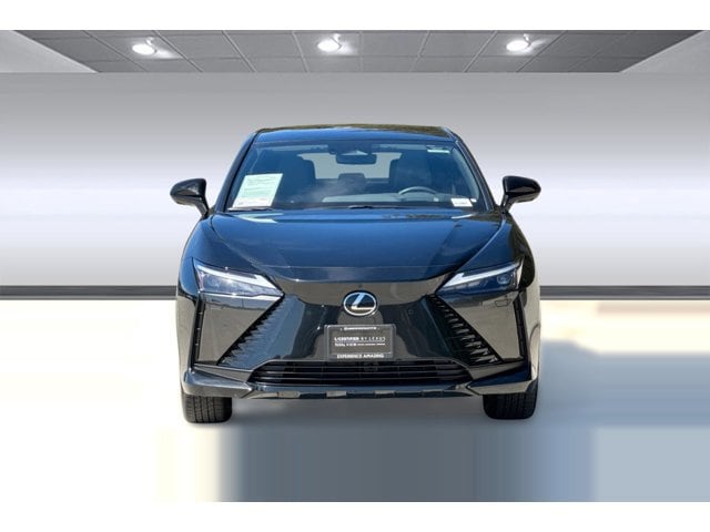 2023 LEXUS RZ 450e Luxury photo 4