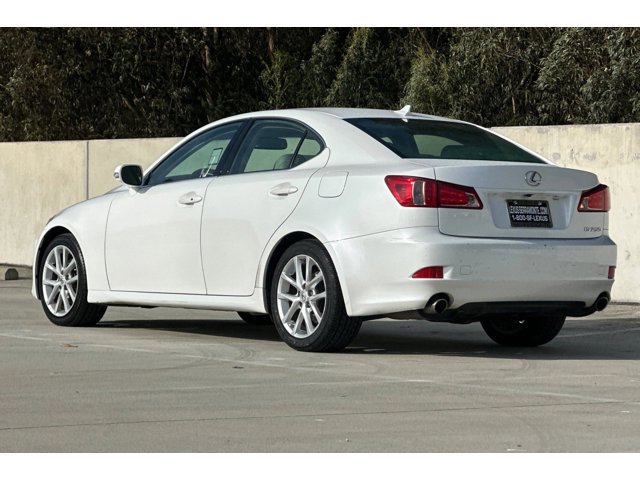 2011 Lexus IS 250 photo 3