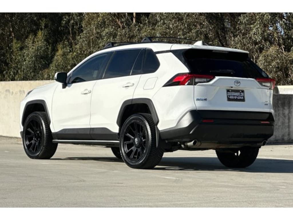 Used 2020 Toyota RAV4 LE SUV