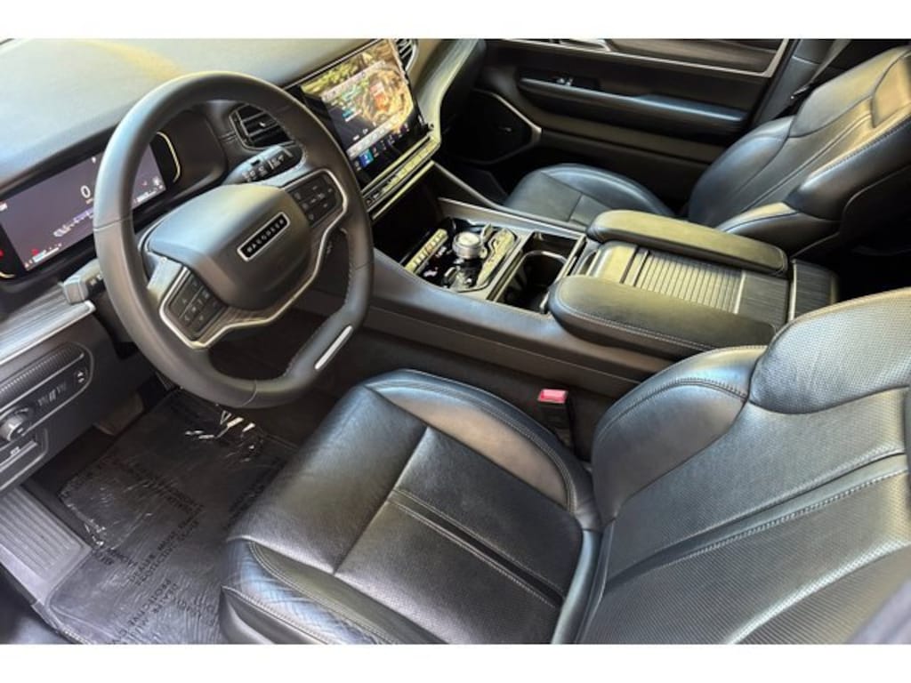Used 2024 Jeep Wagoneer L Series III SUV