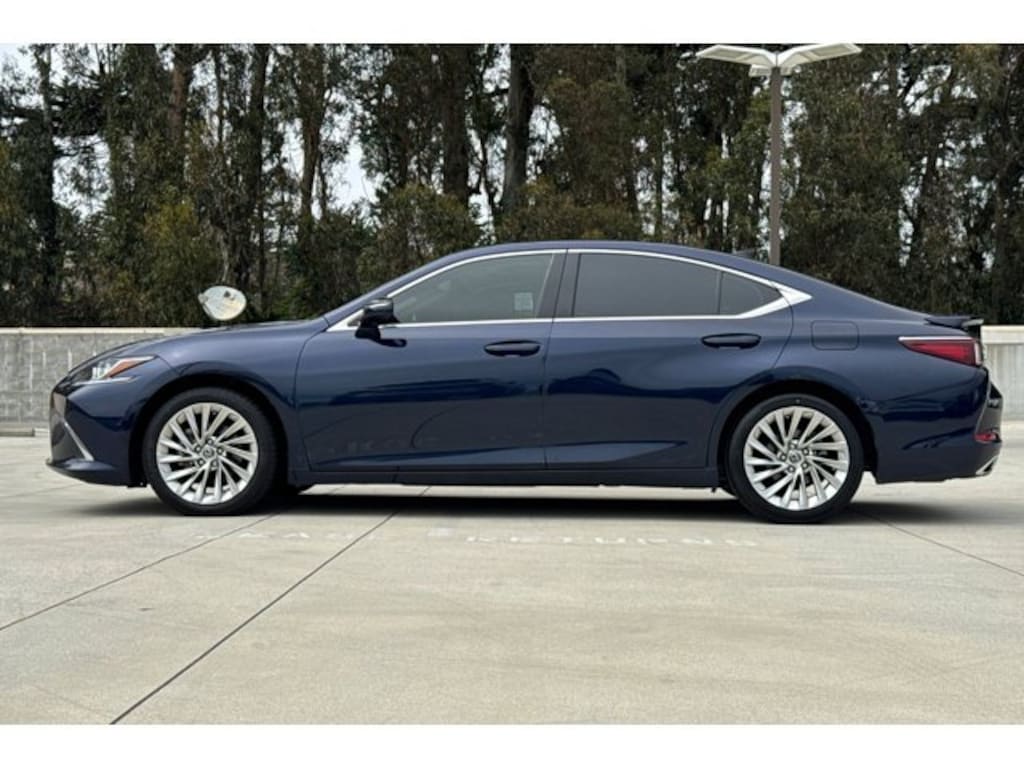 Used 2023 Lexus ES 350 Luxury Sedan