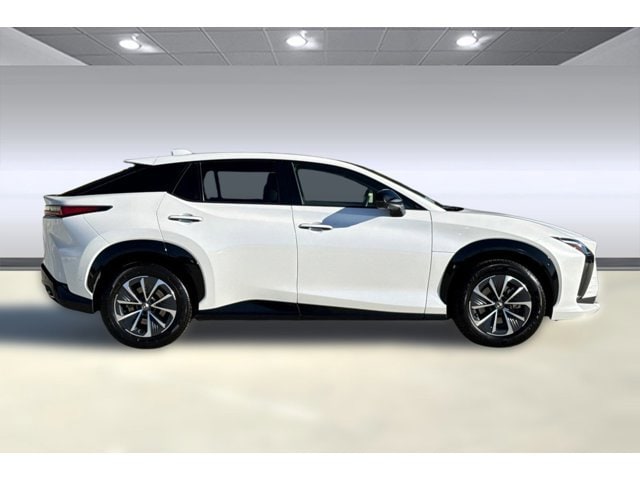 2023 LEXUS RZ 450e Premium w/18" Wheel photo 3