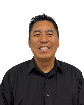Staff member Ben Wong from ID_29072e12d2e2