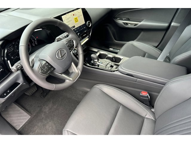 2026 Lexus NX 350 photo 3