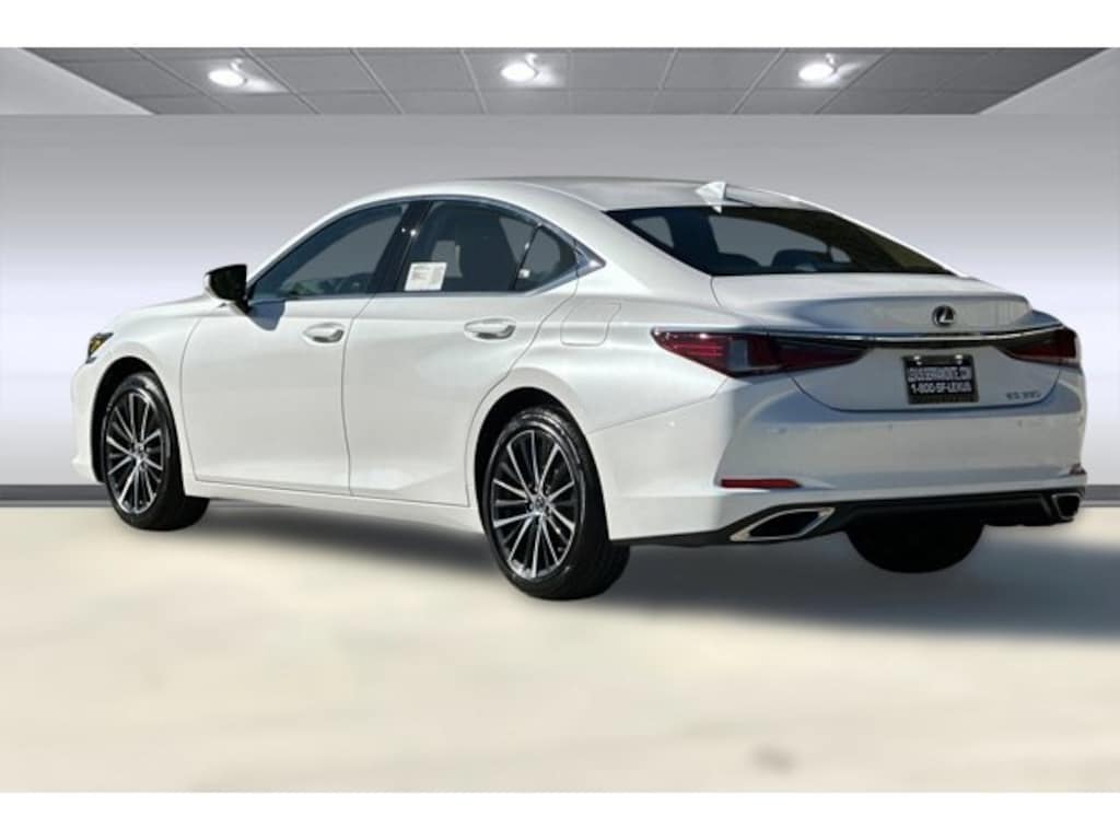 New 2025 Lexus ES 350 4-DOOR SEDAN