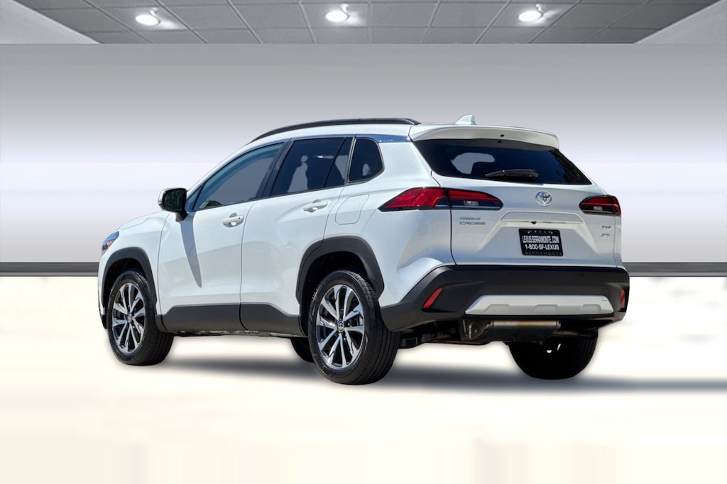 Used 2024 Toyota Corolla Cross XLE SUV