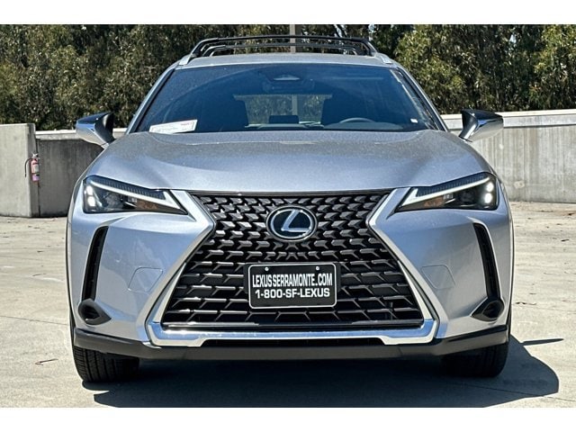 2026 Lexus UX Hybrid 300h - Photo 5
