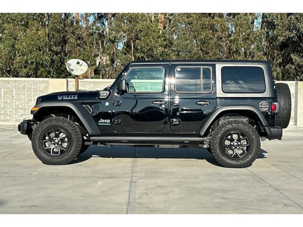 Used 2025 Jeep Wrangler 4xe Sport SUV
