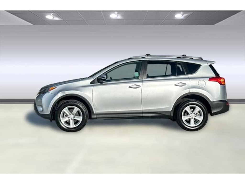 Used 2013 Toyota RAV4 XLE SUV