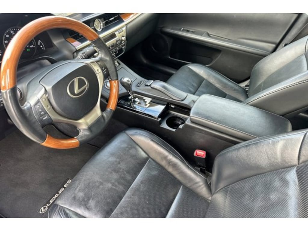 Used 2013 Lexus ES 300h Sedan