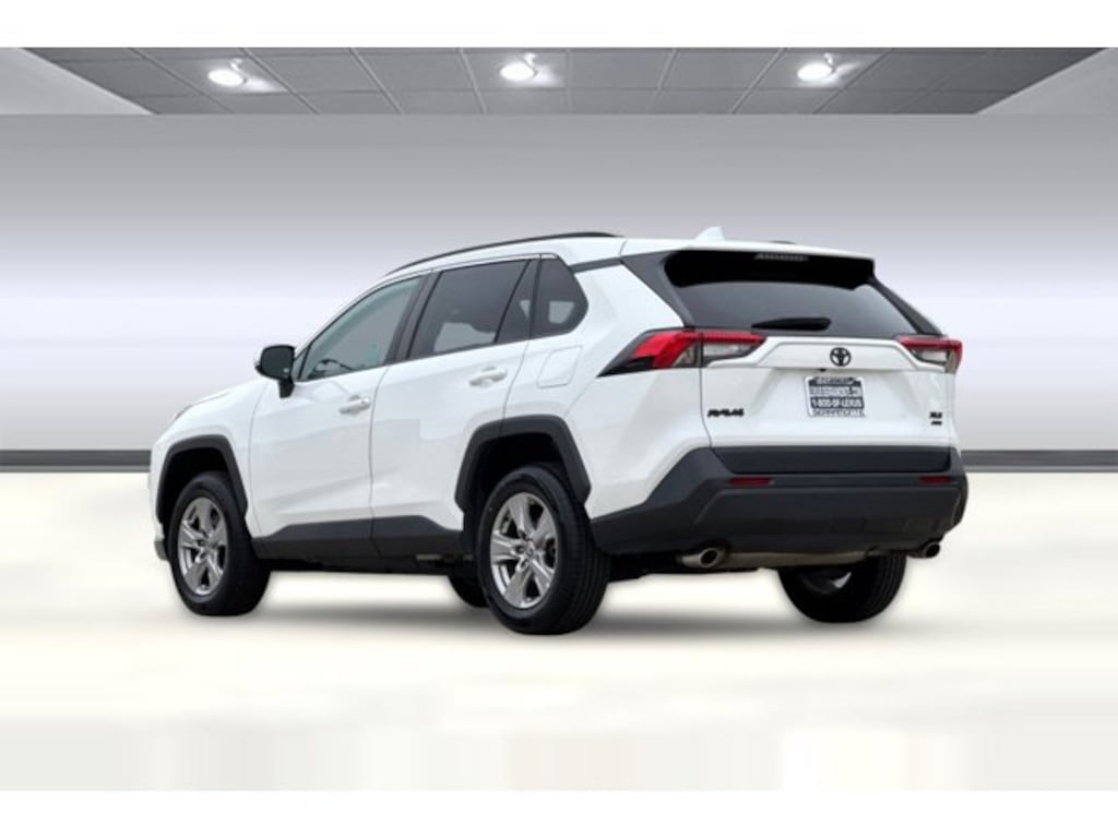 Used 2022 Toyota RAV4 XLE SUV