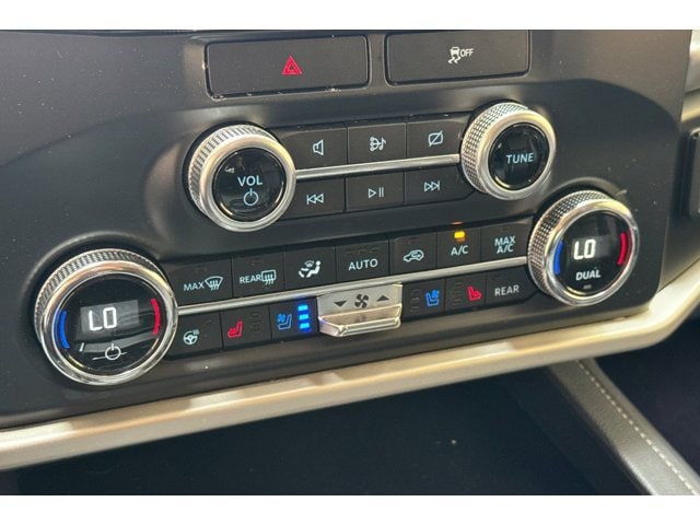 2022 Ford Expedition XLT - Photo 18