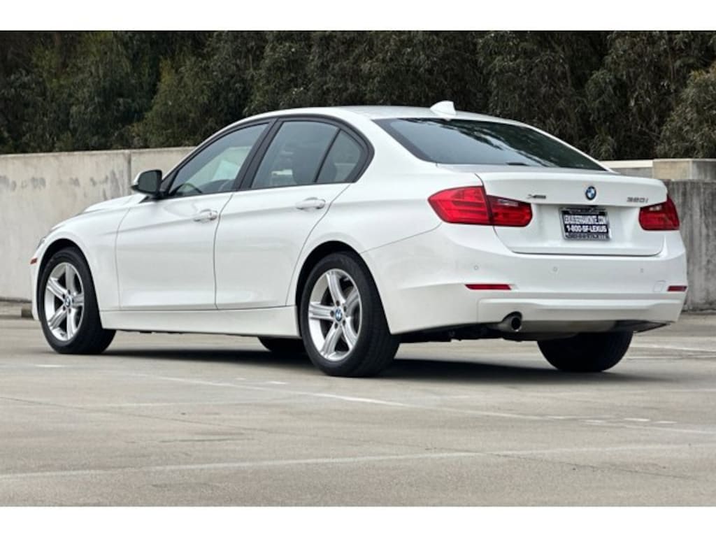 Used 2015 BMW 320i xDrive Sedan