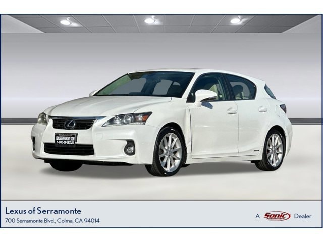 2012 Lexus CT Base's photo